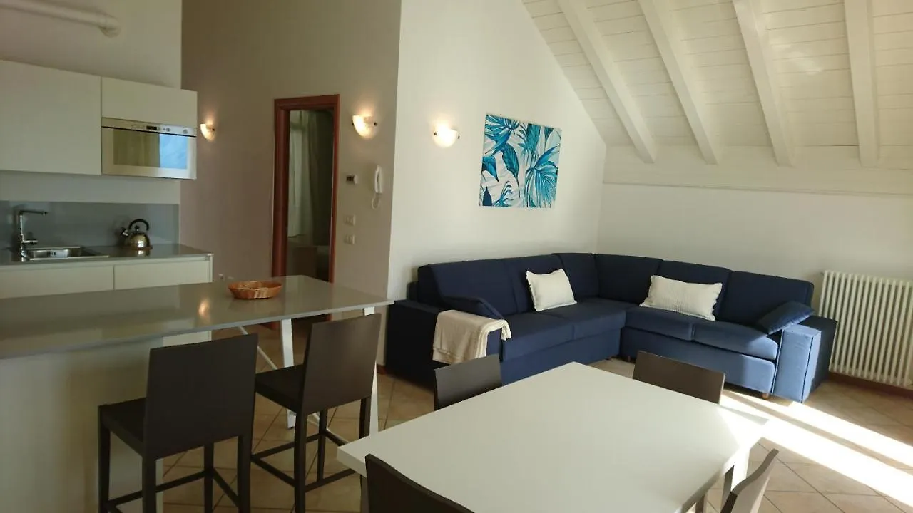 Lakecomoweb Apartments Perledo 0*,  Italy