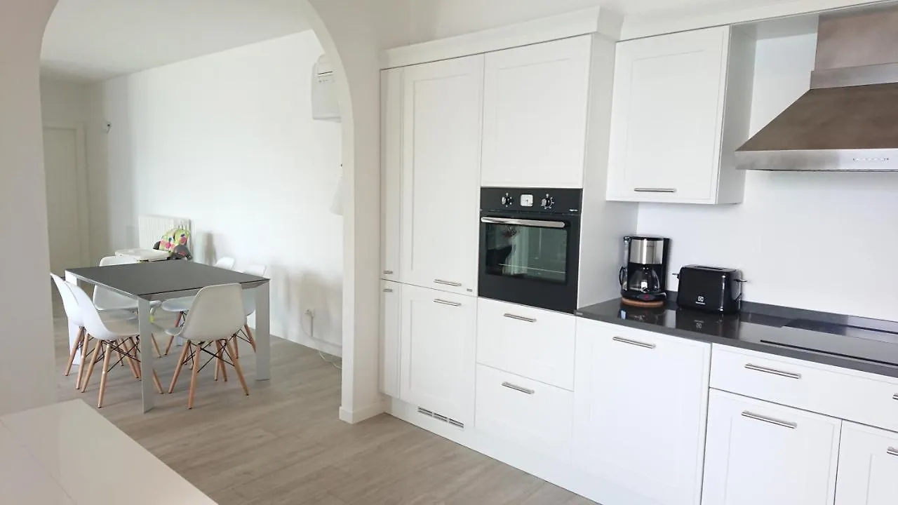 Lakecomoweb Apartments Perledo Italy