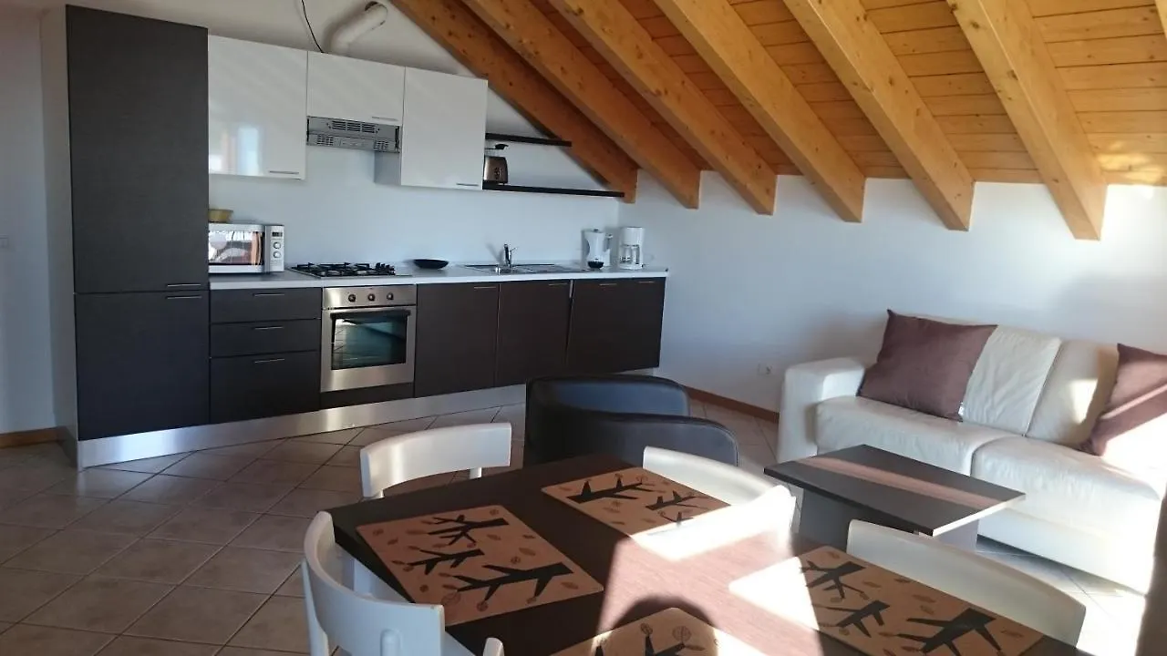 Lakecomoweb Apartments Perledo 0*,
