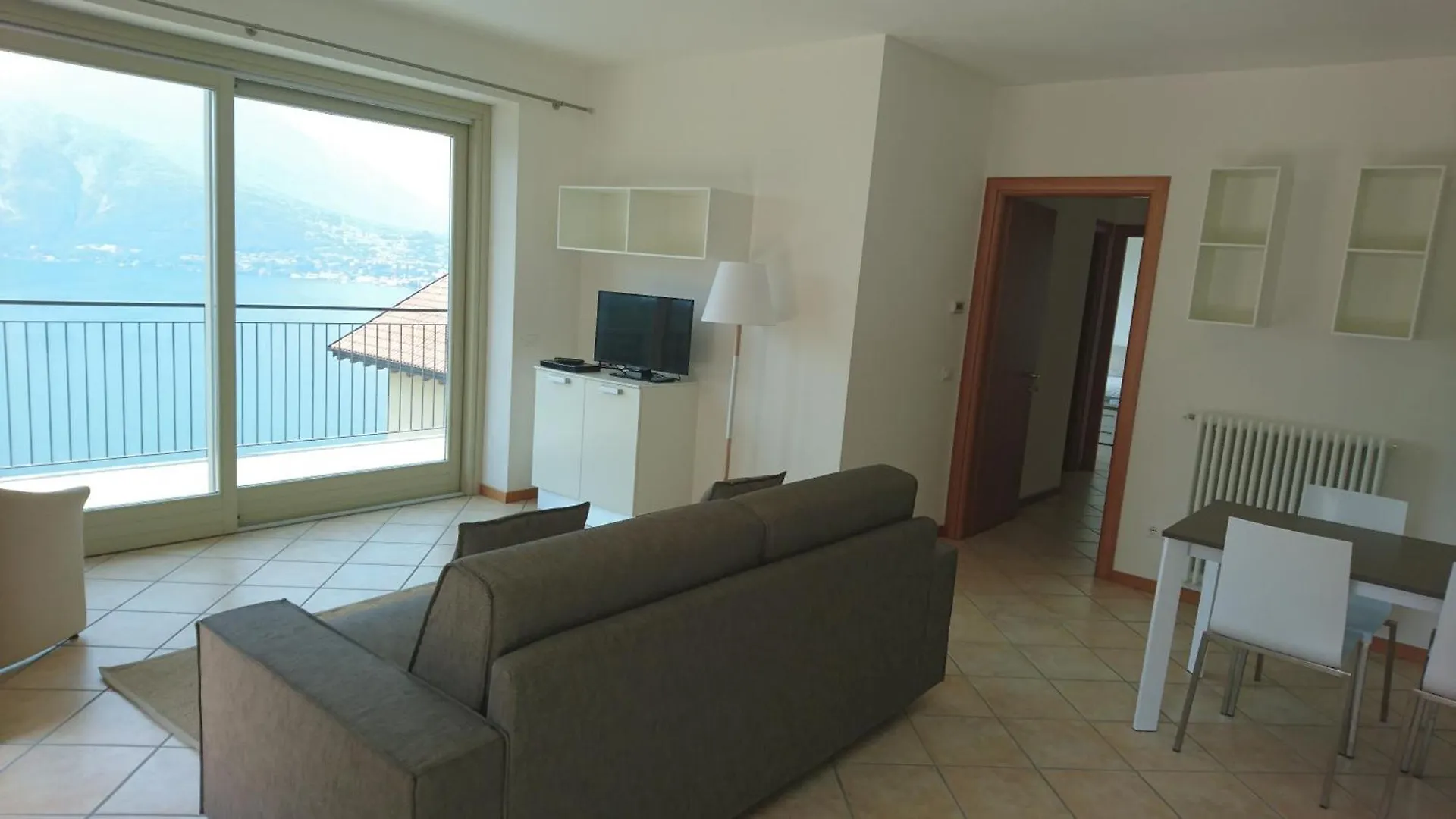 Lakecomoweb Apartments Perledo