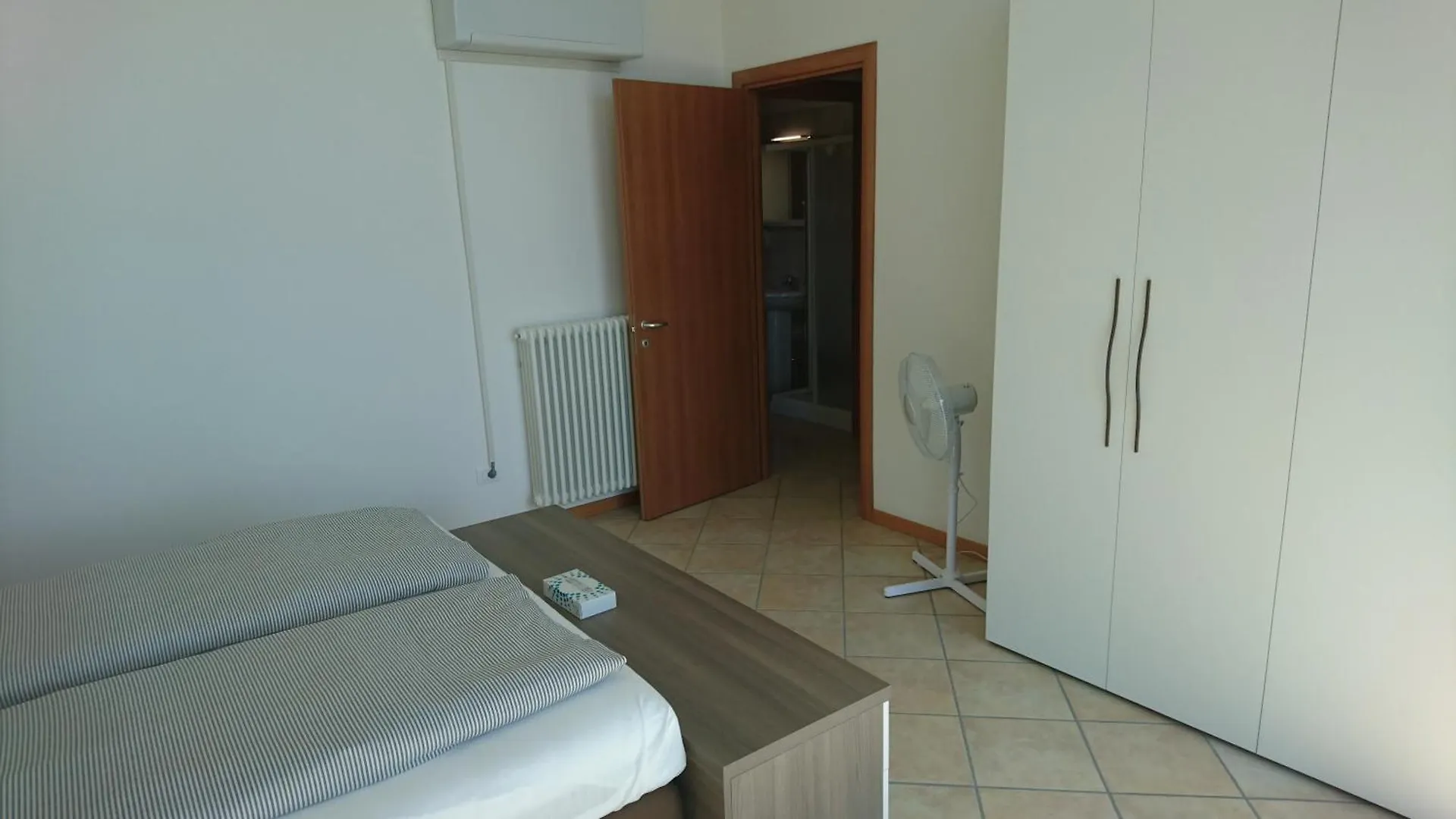 Lakecomoweb Apartments Perledo