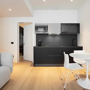Appartement Sant'ambrogio Apartments, Reception H24, Milan