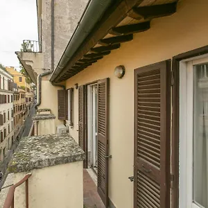 https://rasella-suites.it-romehotels.com