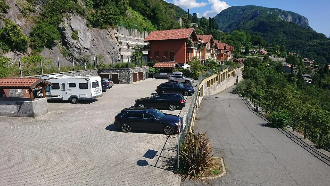 Lakecomoweb Apartments Perledo Italie
